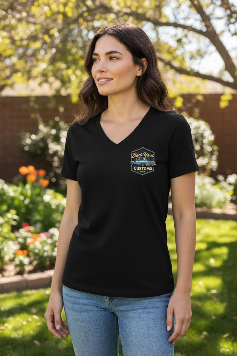 D100 Womens Vneck